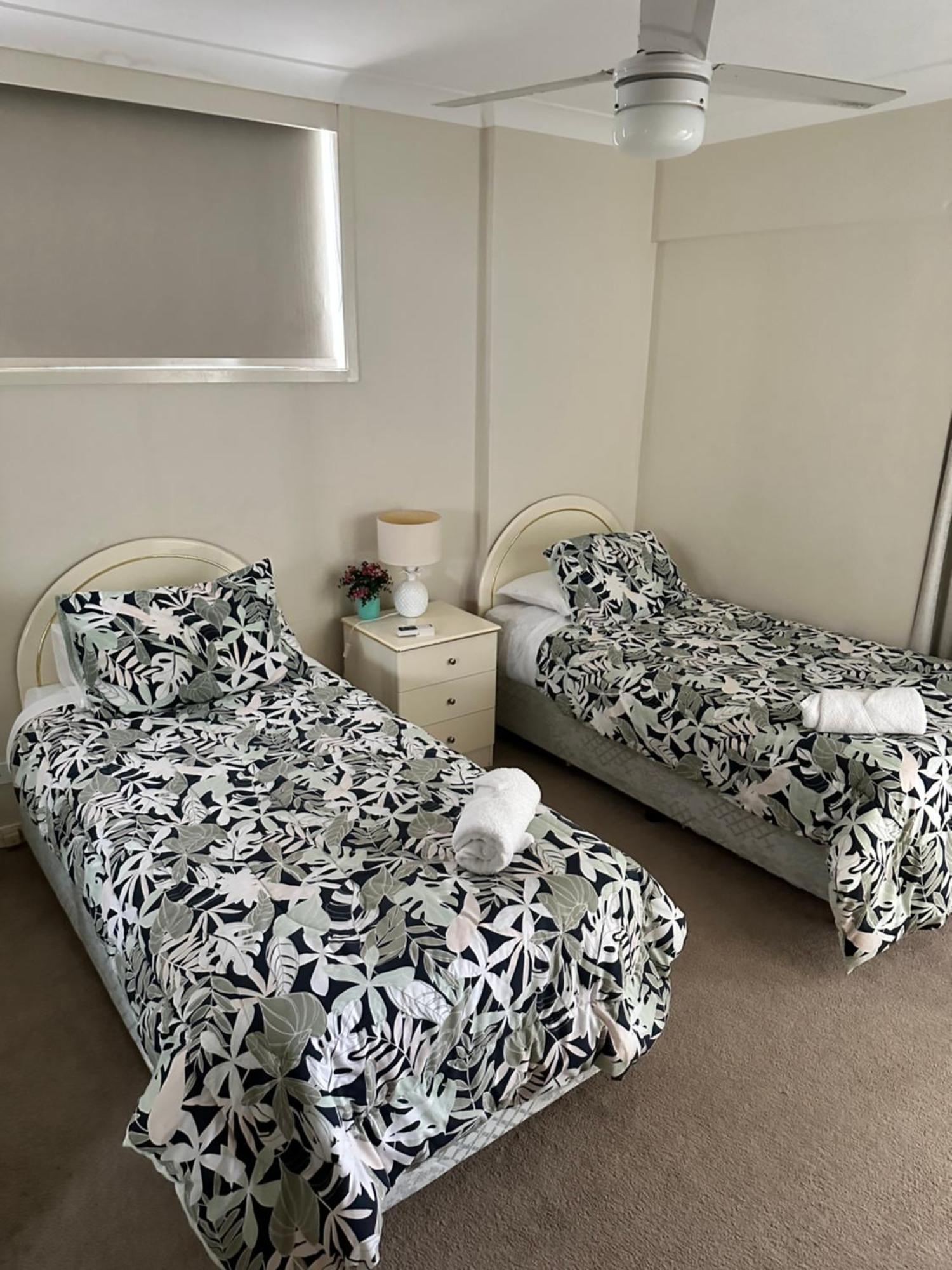 Queensleigh Holiday Apartments 브로드비치 외부 사진