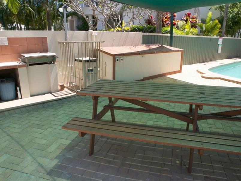 Queensleigh Holiday Apartments 브로드비치 외부 사진